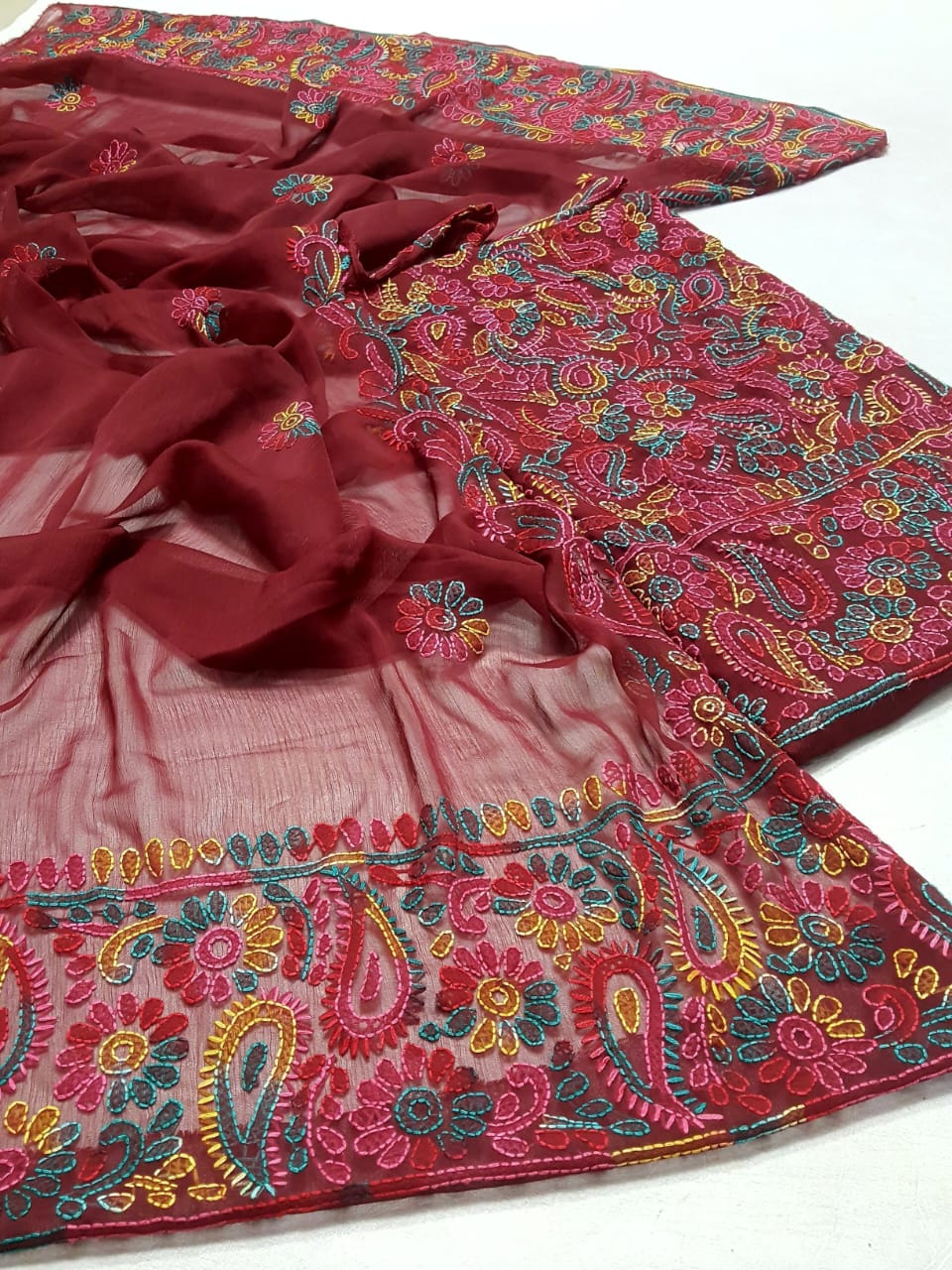Hand Embroidery 🪡🧵ملتانی کڑھائی