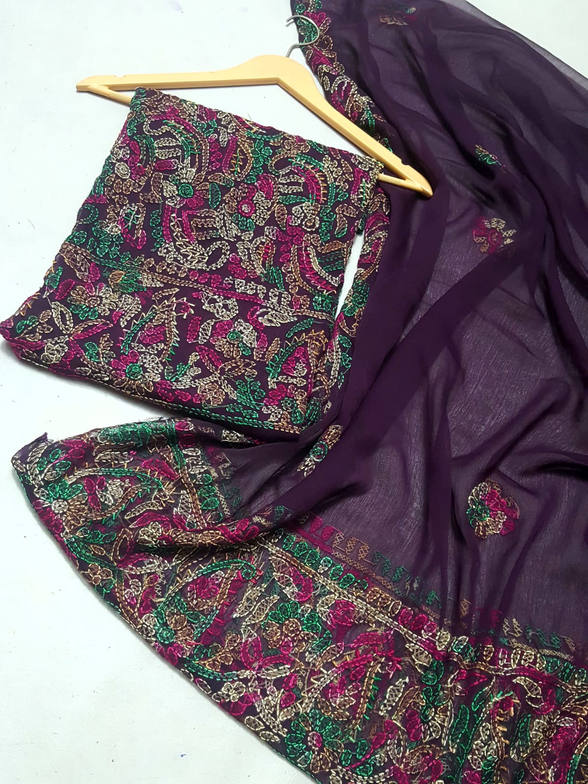 Hand Embroidery 🪡🧵ملتانی کڑھائی