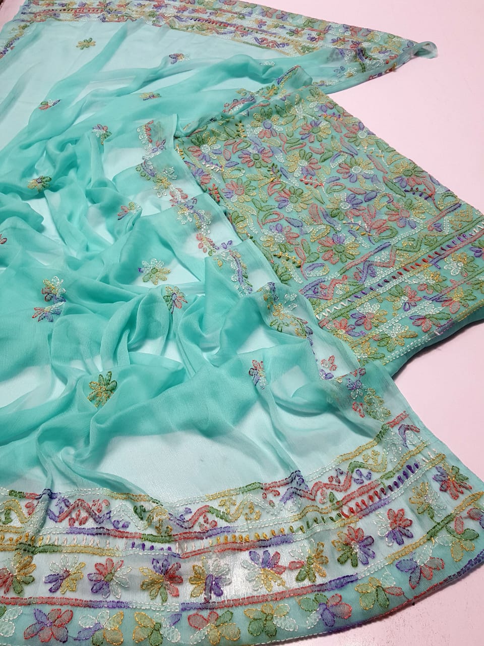 Hand Embroidery 🪡🧵ملتانی کڑھائی